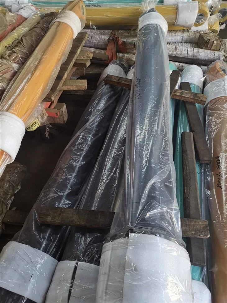 Cat349/E349 svirties cilindro komplektas